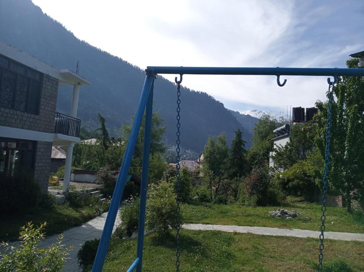 Tourist Hotel 10 Minutes Walking Distance From The Mall Manali  Exterior photo